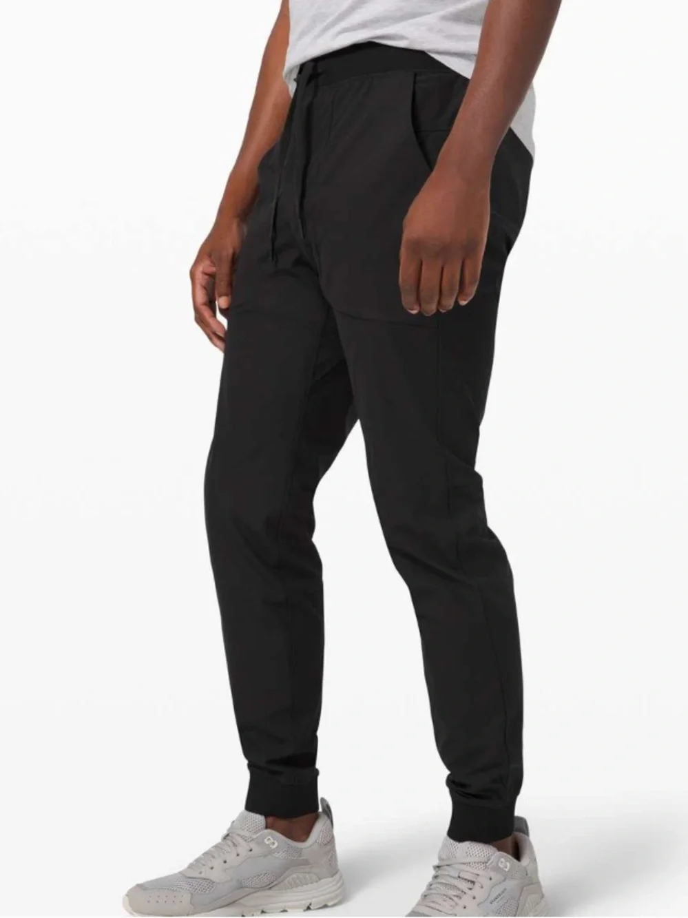 Lululemon ABC 30” Joggers in Black
